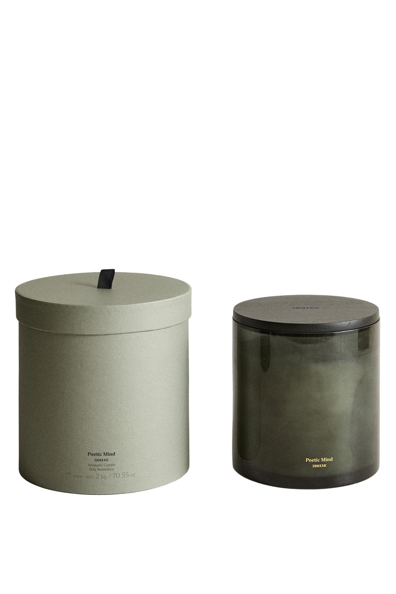 (2 KG) POETIC MIND SCENTED CANDLE