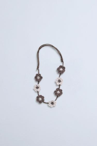 ZARA TIMELESZ - FLORAL CROCHET WOOL NECKLACE - Brown by Zara