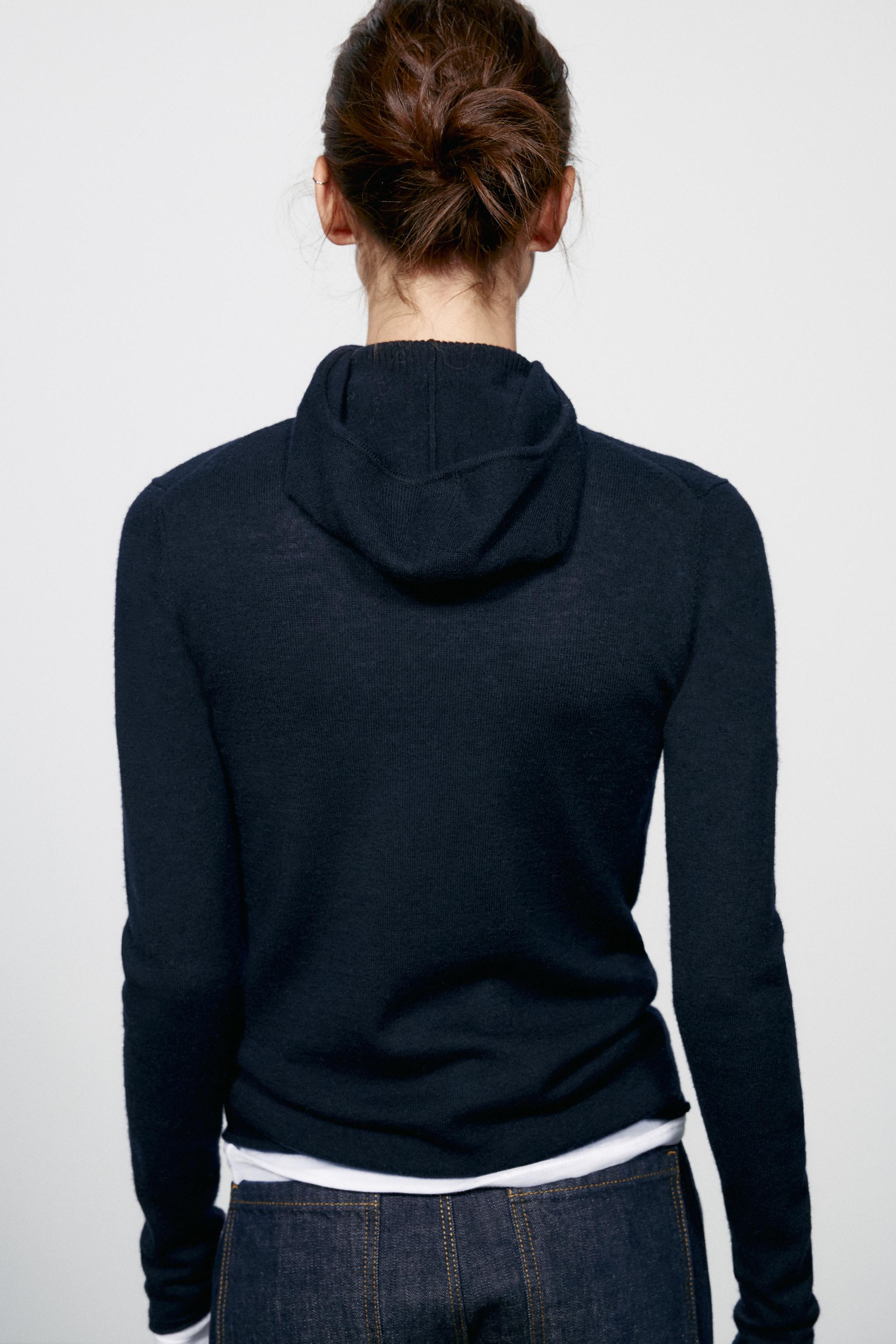PULL 100 % LAINE EXTRA DOUCE CAPUCHE