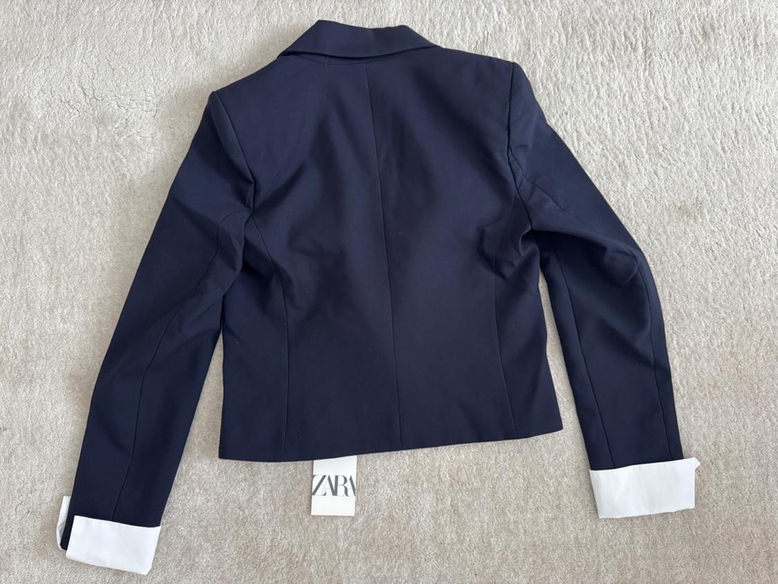 BLAZER WITH CONTRAST CUFFS - Image 2