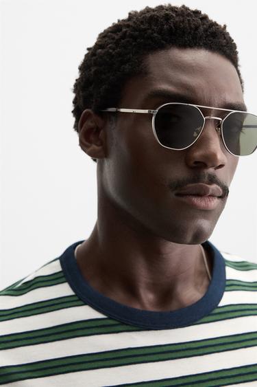 T-SHIRT JACQUARD RAYURES - Vert / Écru de Zara - Image 4