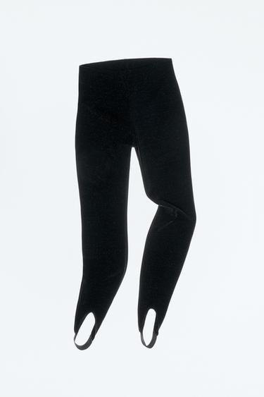 {navn} - {farge} for Zara