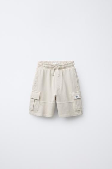 GARMENT-DYED CARGO BERMUDA SHORTS WITH LABEL - Sand by Zara