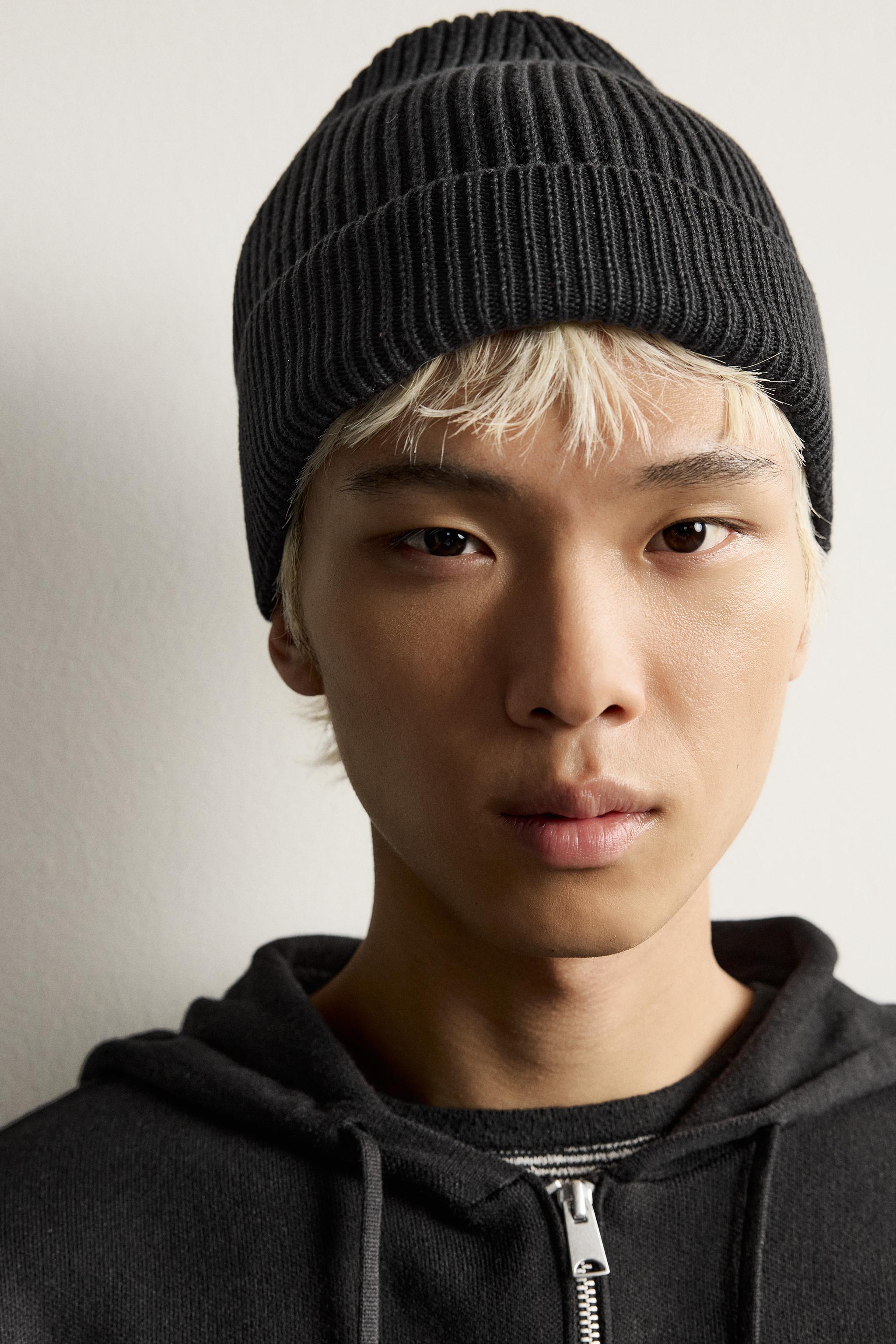 STRIPED JACQUARD KNIT BEANIE