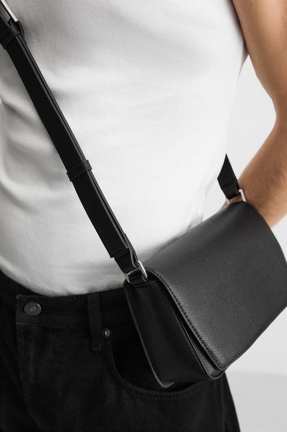 TEXTURED CROSSBODY BAG