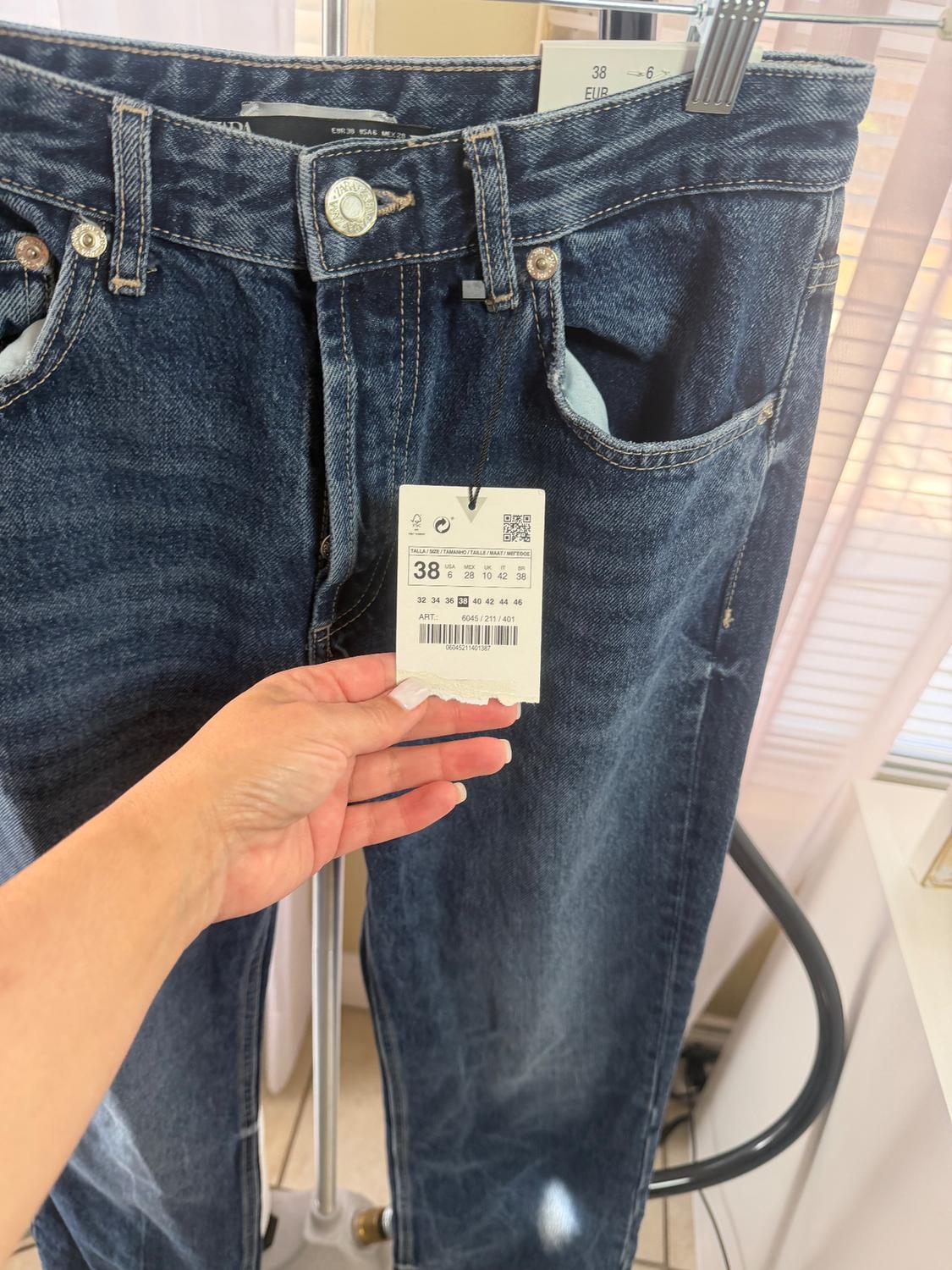 STRAIGHT FIT JEANS - Image 2