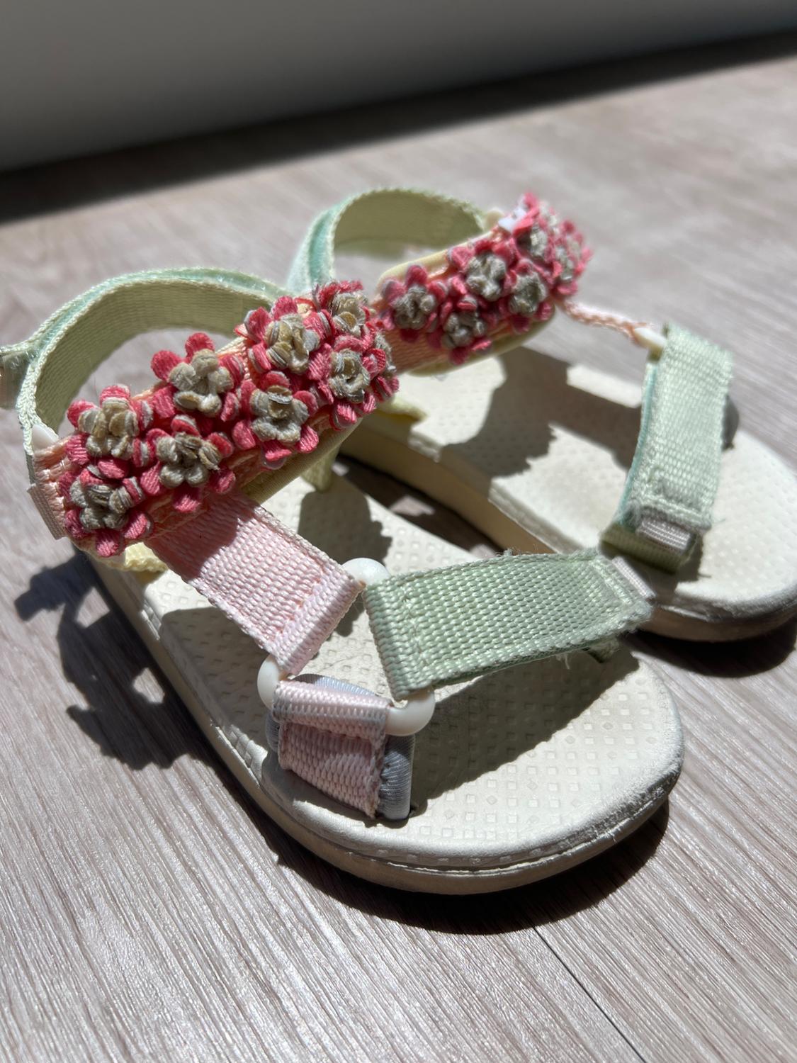 3D FLOWERED COLORFUL SANDALS - Image 2