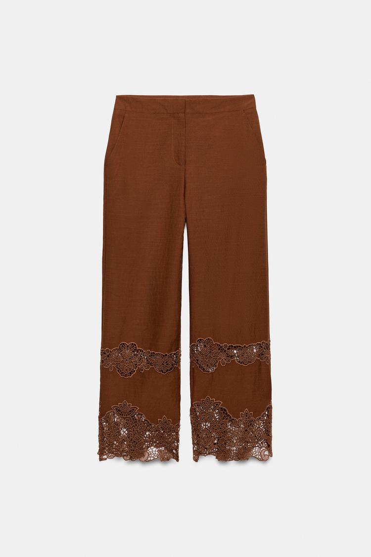 PANTALÓN CON BORDADO CALADO 2