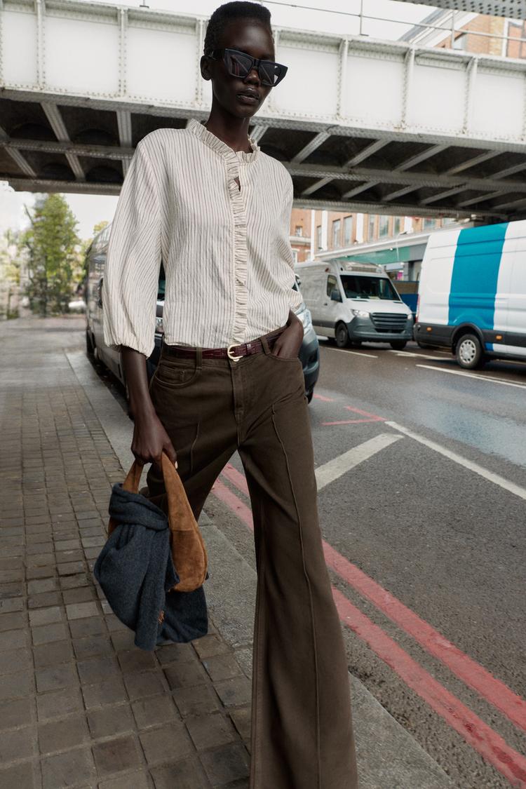 CAMICIA A RIGHE CON VOLANT Ecrù Marrone ZARA Italia Italy