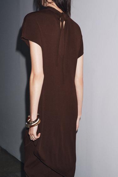 ROBE TUNIQUE MIDI AVEC NŒUD - Marron foncé de Zara - Image 2