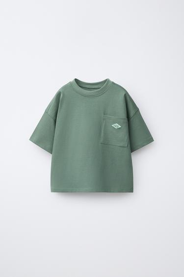 CAMISETA BOLSILLO PARCHE - Verde oscuro de Zara - Imagen 0