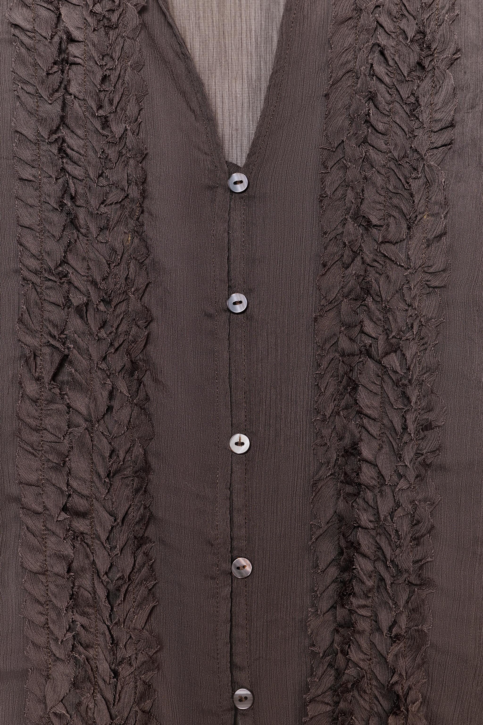 RUFFLED BLOUSE