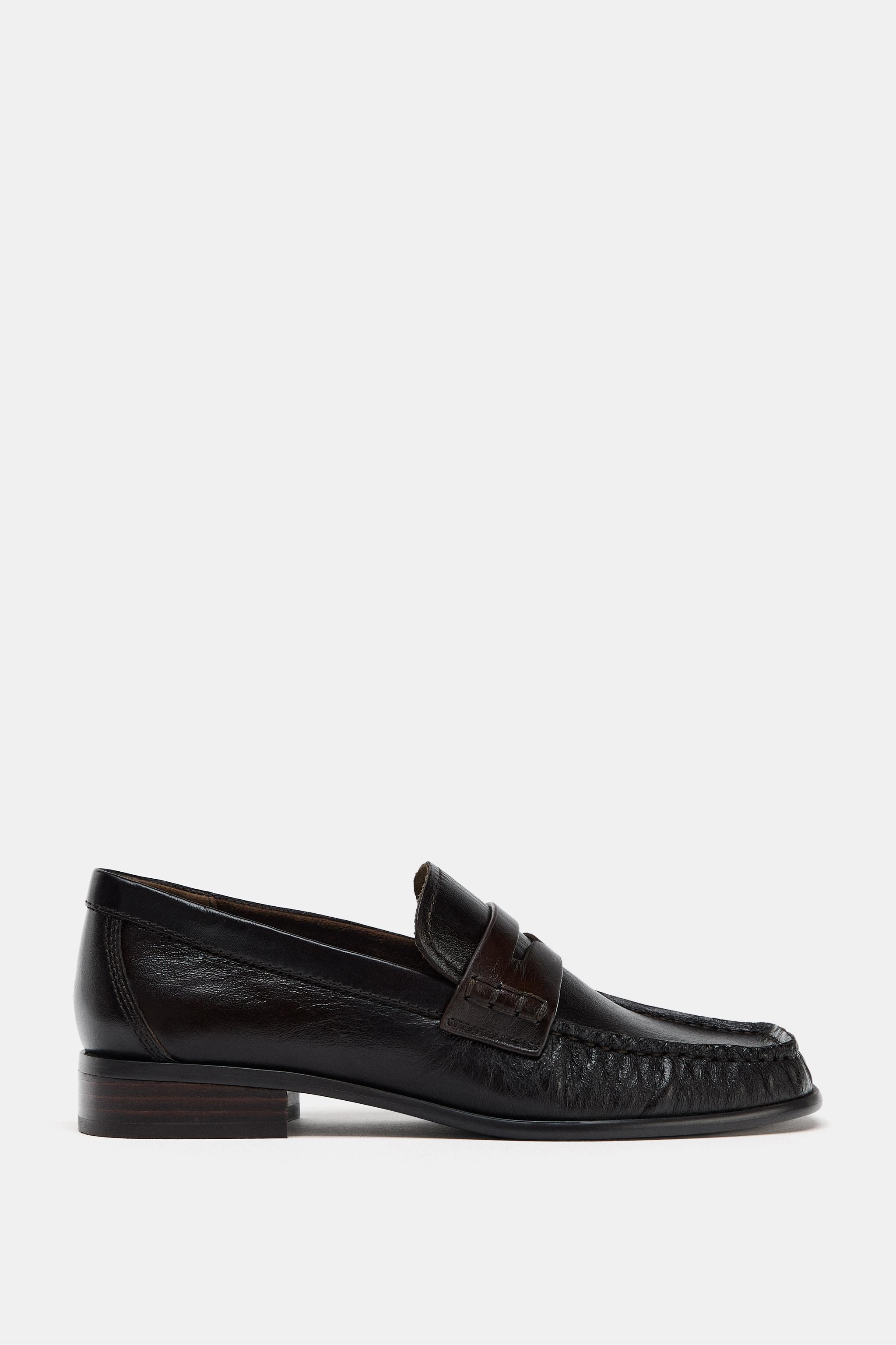LEATHER SQUARE-TOE LOAFERS