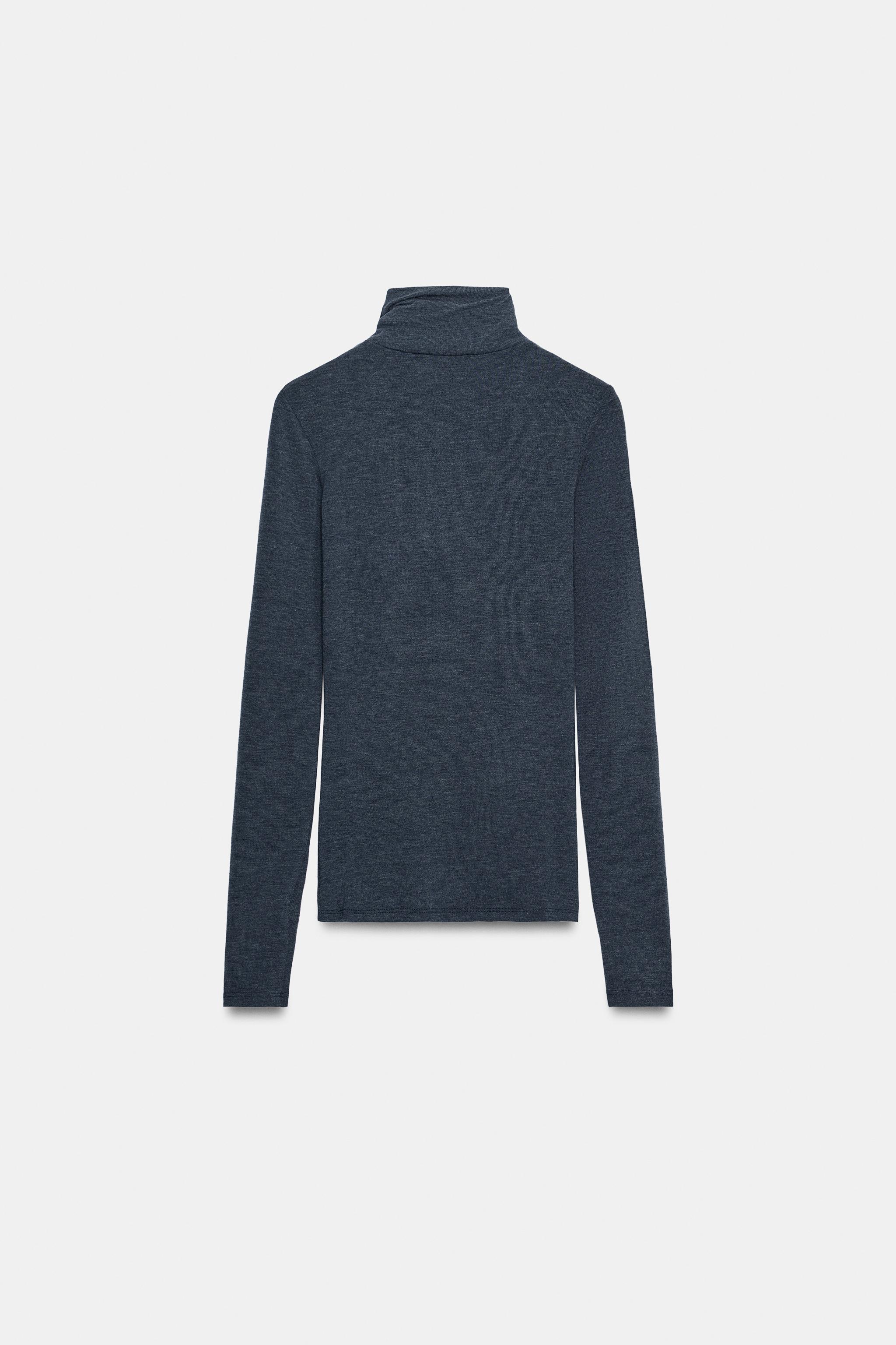 STAND-UP COLLAR T-SHIRT