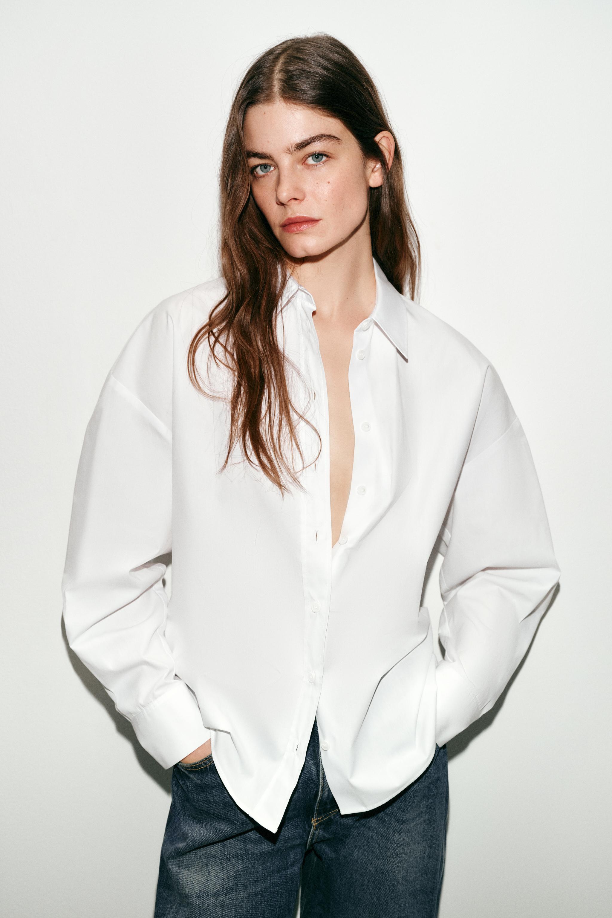 CHEMISE EN POPELINE À PINCES AU DOS