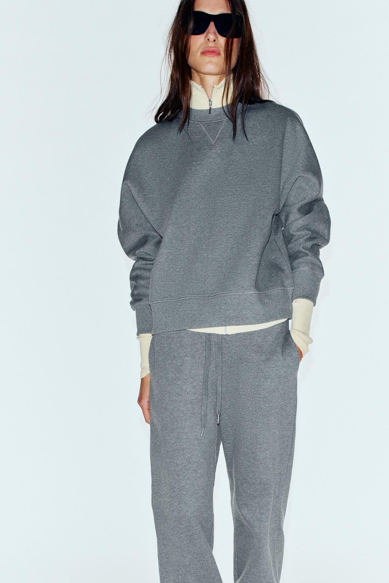 BASIC FLEECE SWEATSHIRT — 831