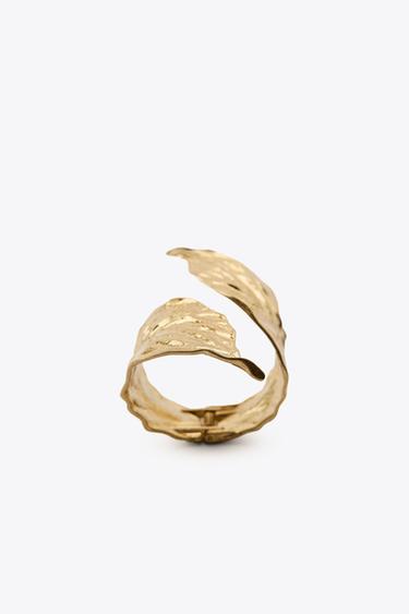 BRACELET MÉTALLIQUE FEUILLE - Doré de Zara - Image 2