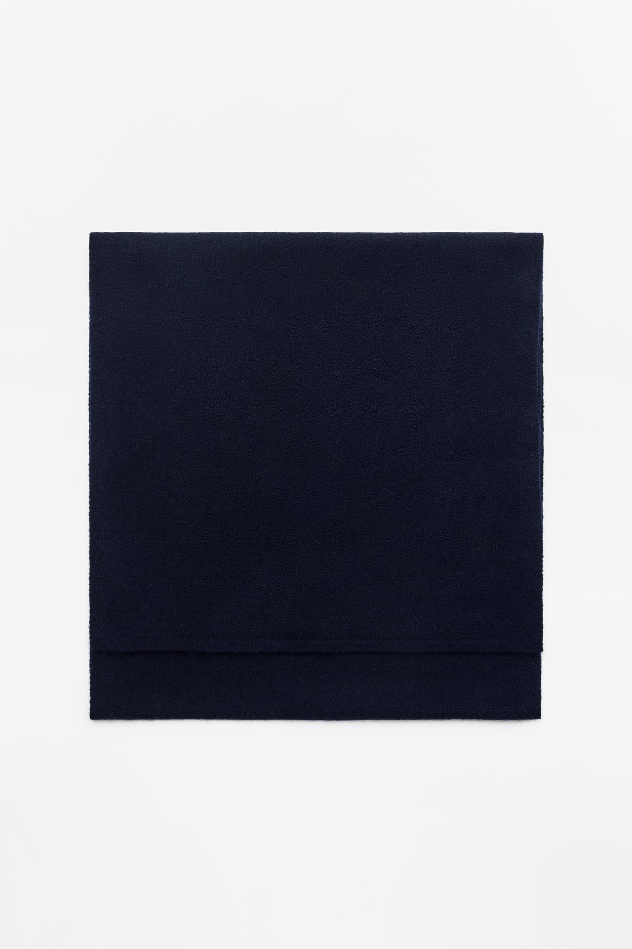 BASIC PLAIN SCARF — Ink blue