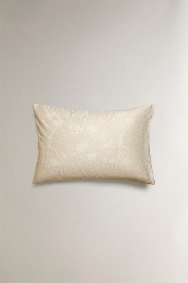 PAISLEY PRINT SATEEN PILLOWCASE - Ecru by Zara - Image 3