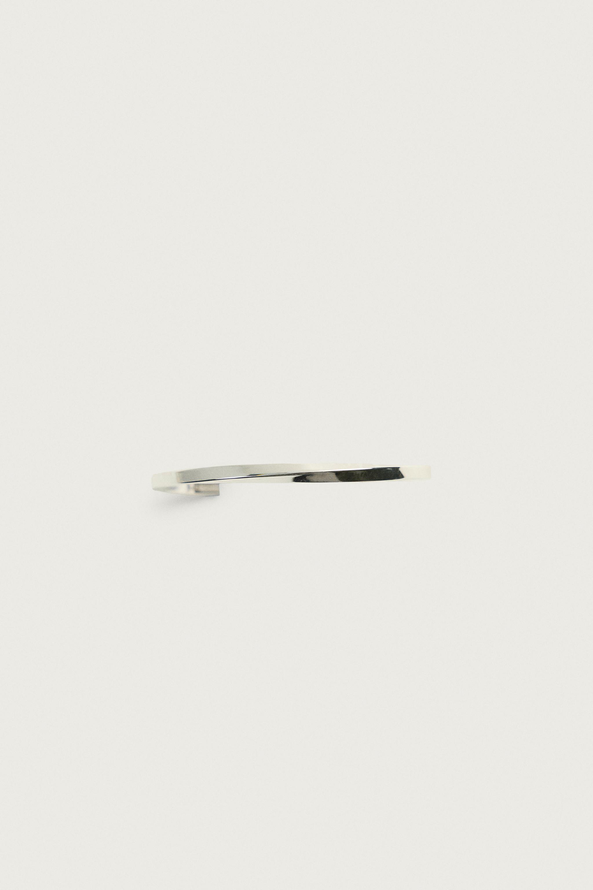 STAINLESS STEEL BANGLE