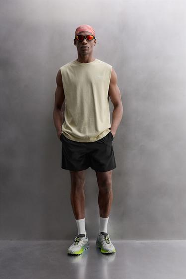 {navn} - {farge} for Zara - Bilde 0