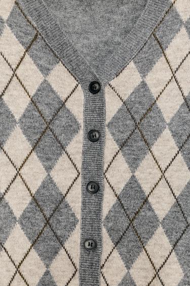 GILET AVEC LAINE À LOSANGES - Gris chiné de Zara - Image 3