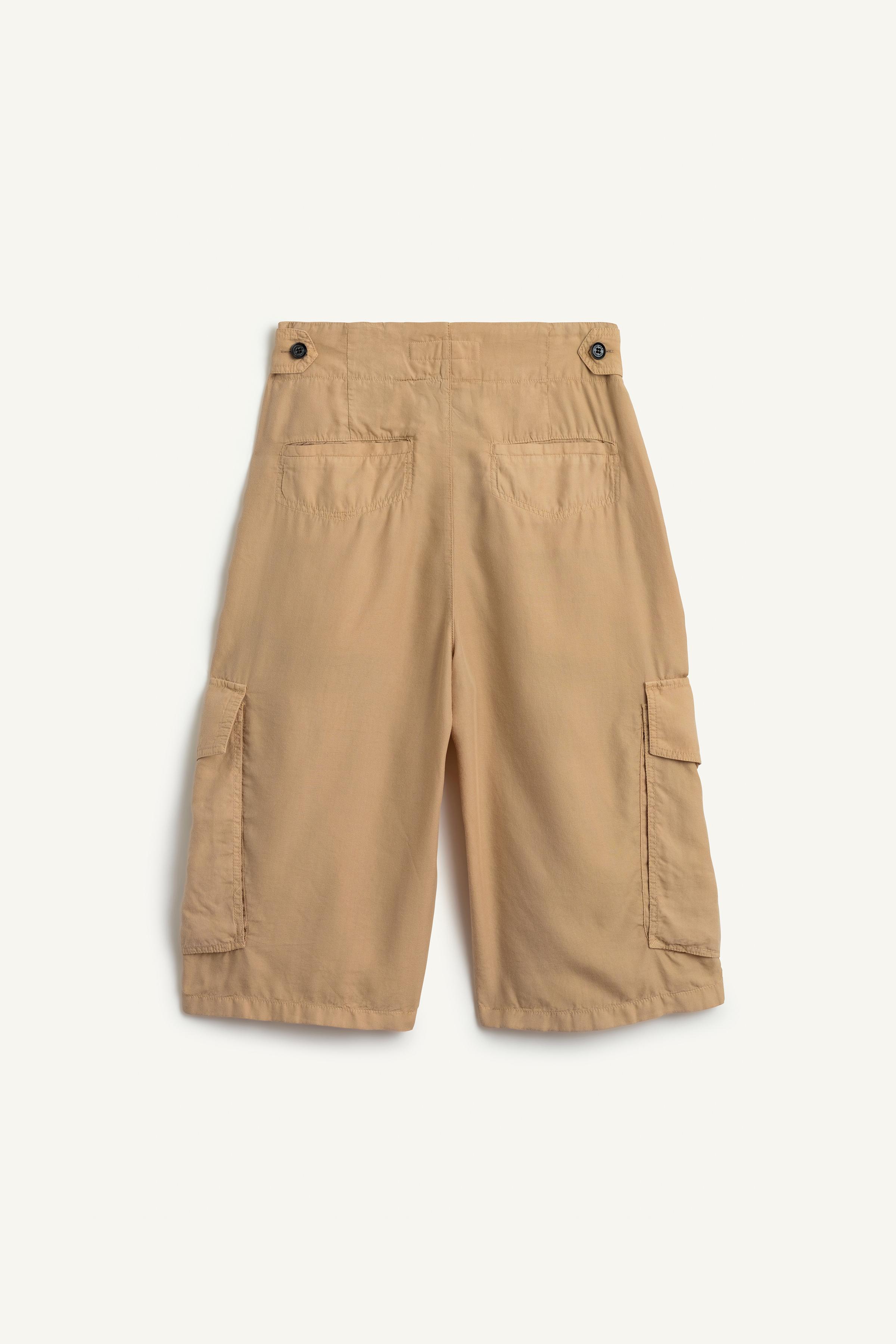 FLOWY SHORTS