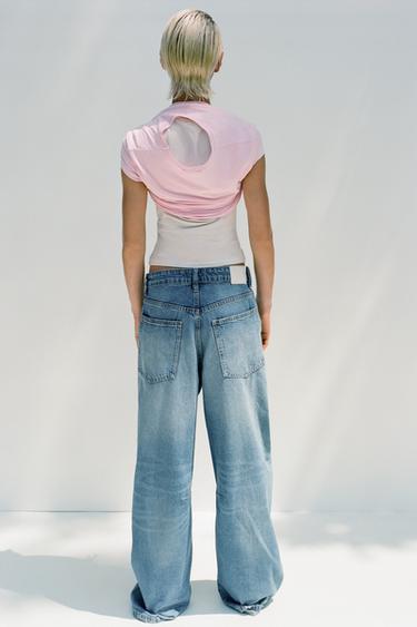 T-SHIRT AJUSTÉ À MANCHES COURTES - Rose de Zara - Image 2