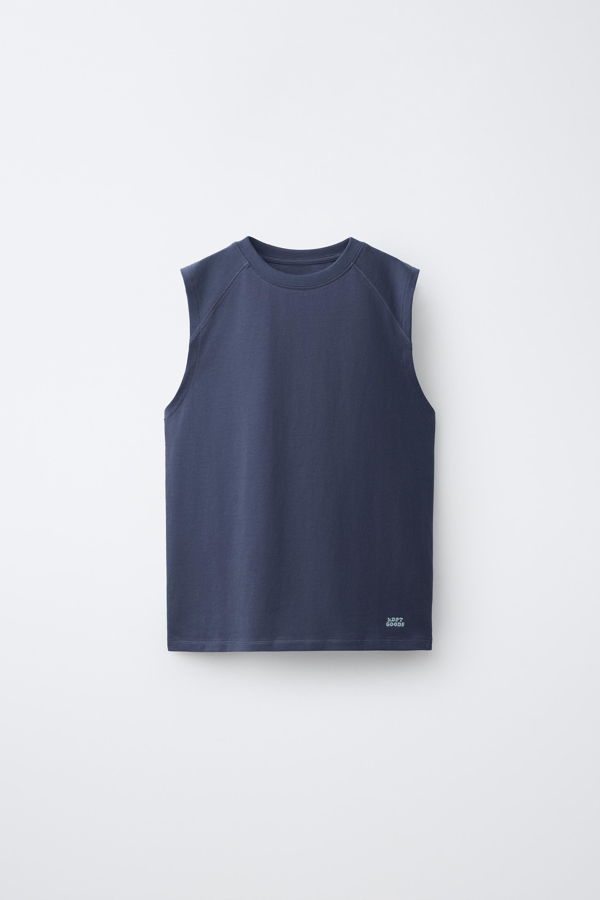 SLEEVELESS T-SHIRT