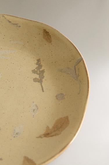 STONEWARE SIDE PLATE WITH DESIGNS - Beige by Zara - Image 2