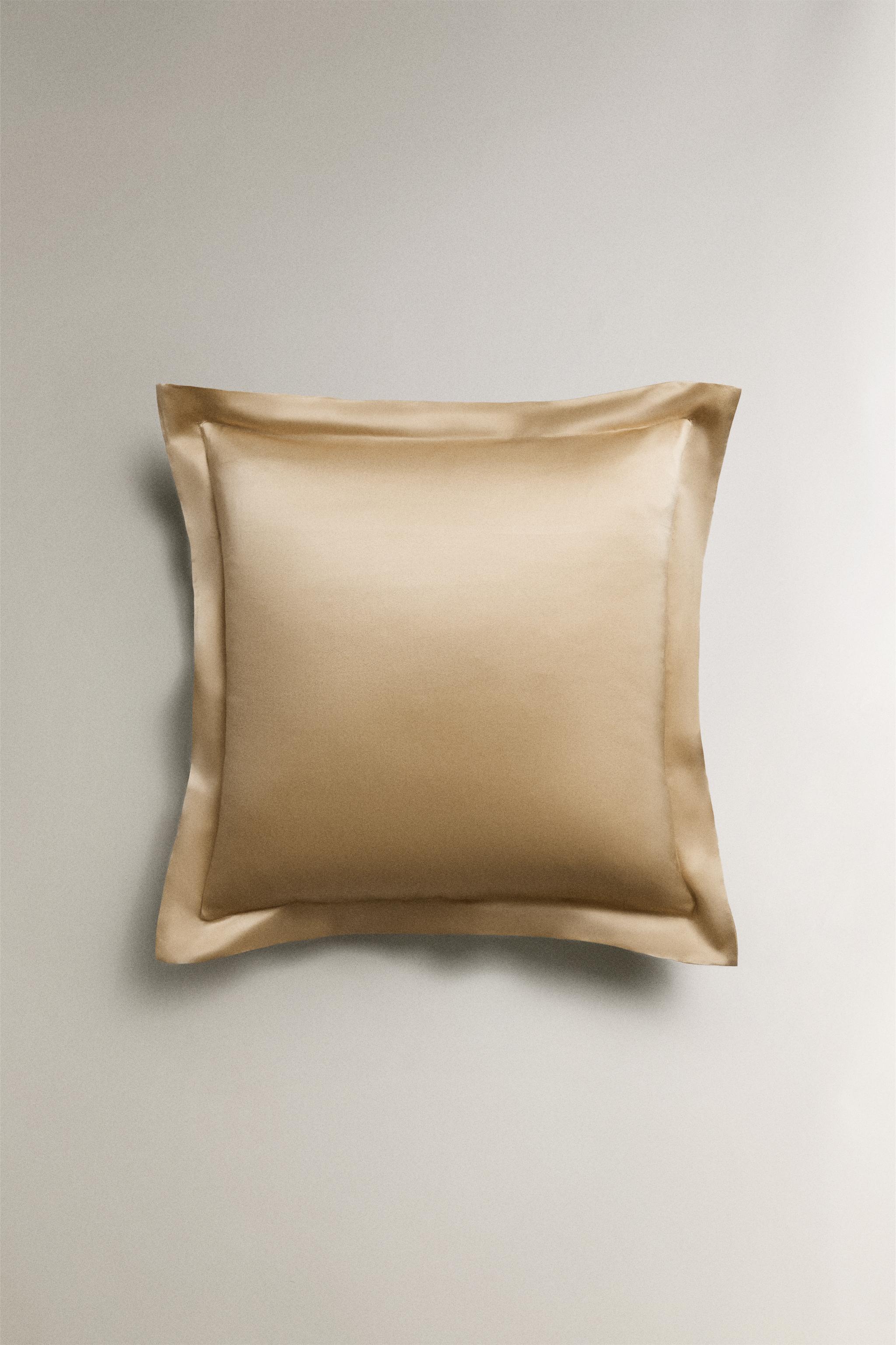 MULBERRY SILK PILLOWCASE — Gold