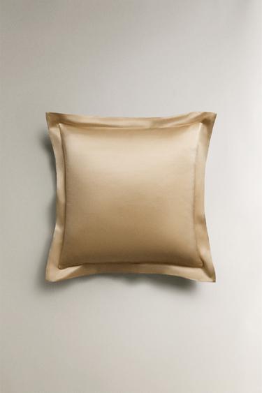 100% MULBERRY SILK PILLOWCASE - Gold by Zara - Image 1