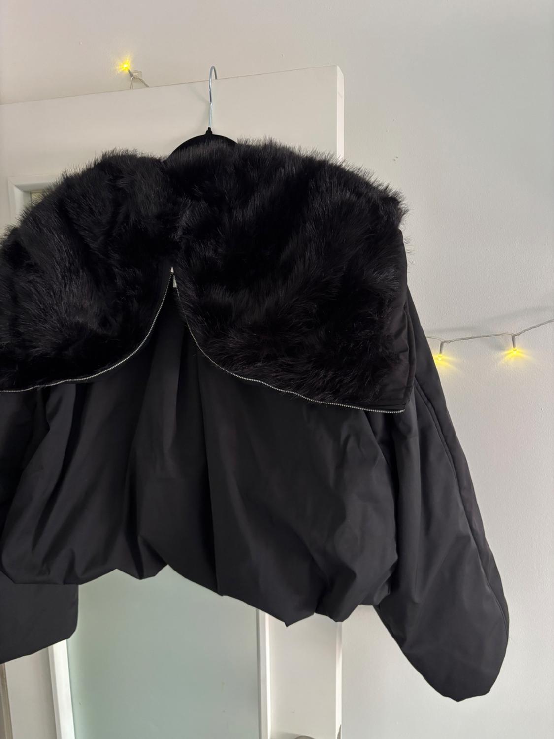 WATER-REPELLENT WINDPROOF QUILTED JACKET WITH FAUX FUR HOOD - Image 7