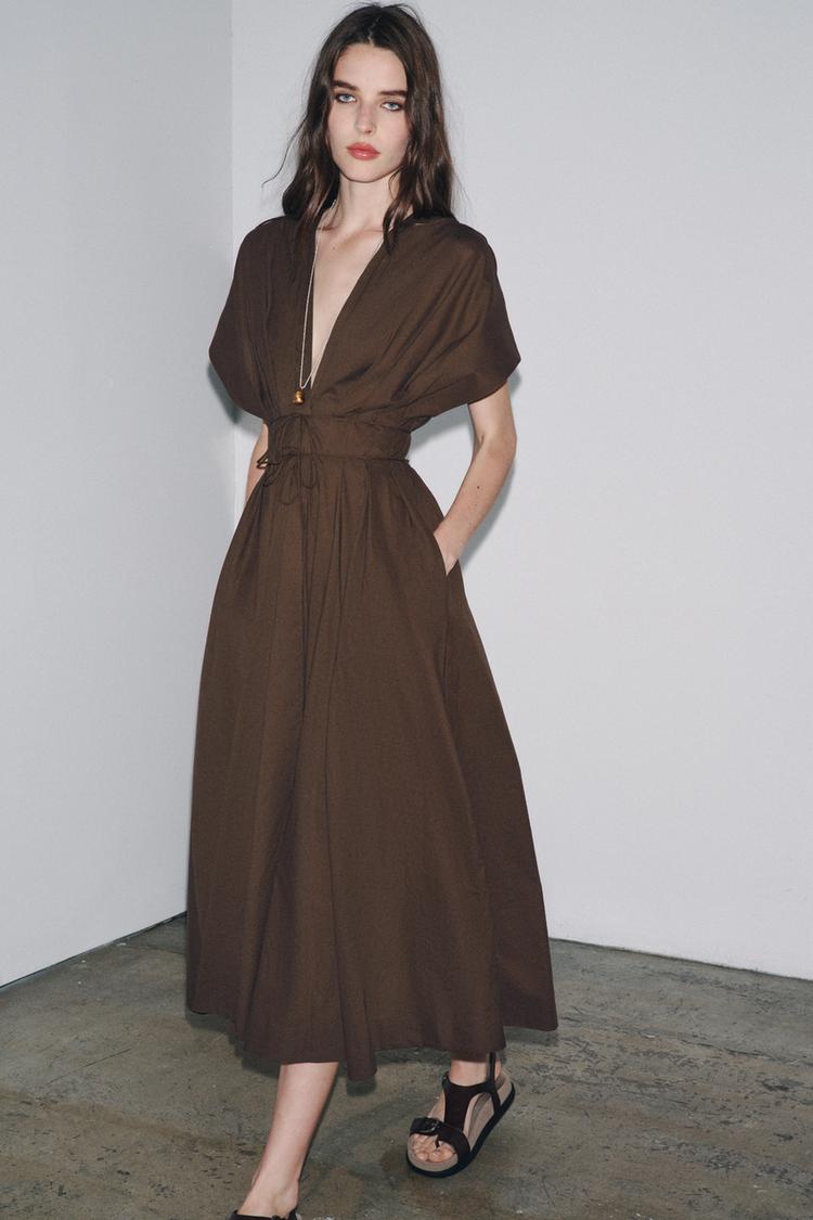 VESTIDO MIDI PINZAS ZW COLLECTION Marrón ZARA Chile