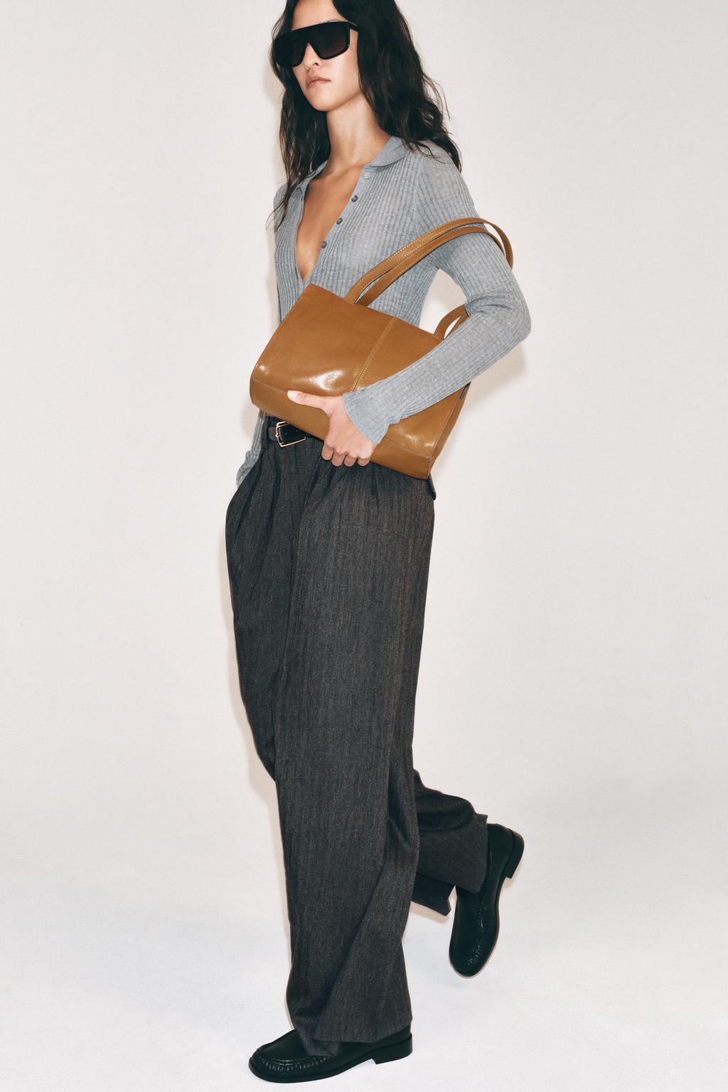 LEATHER SHOULDER BAG