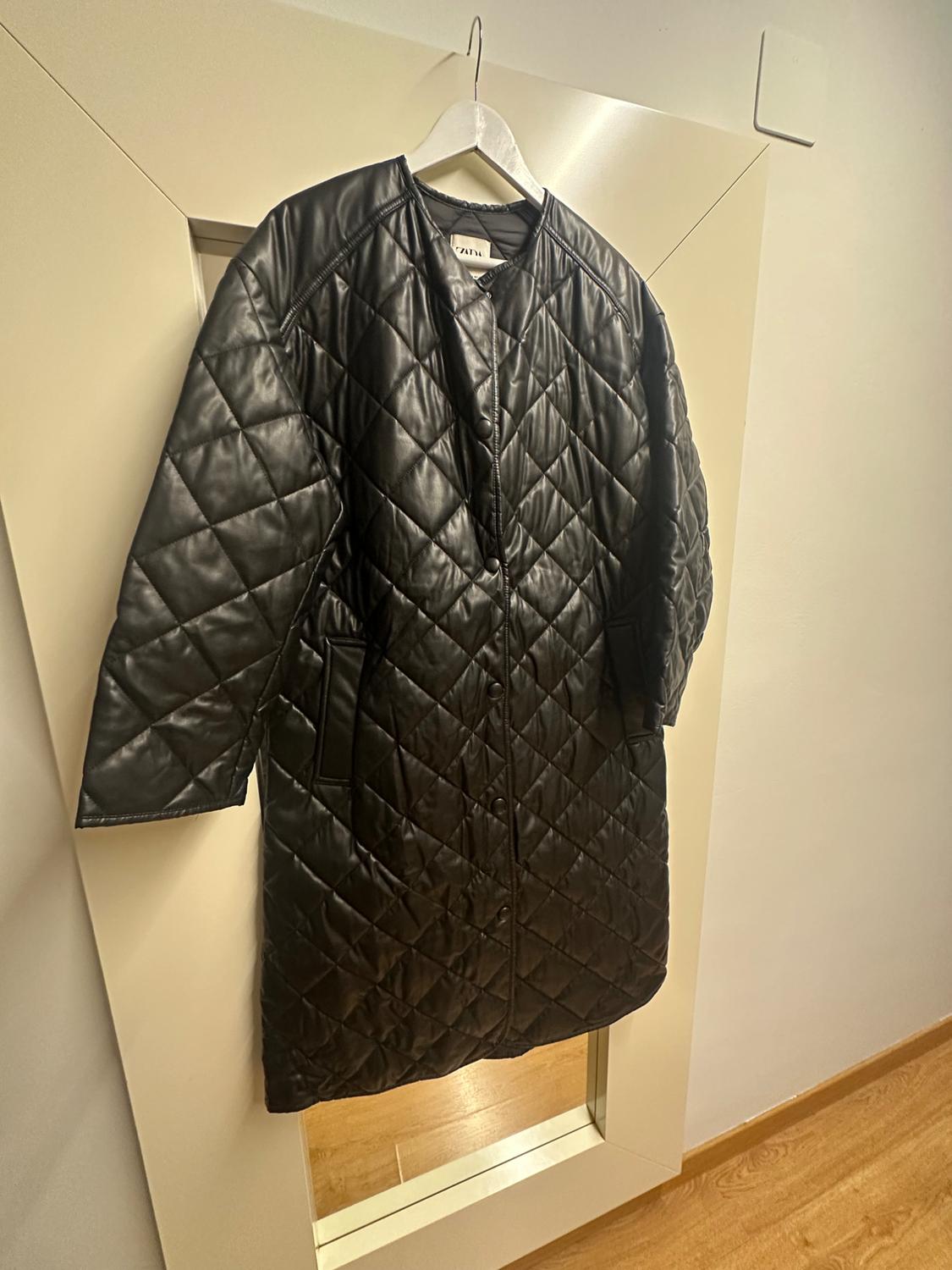 FAUX LEATHER PUFFER JACKET