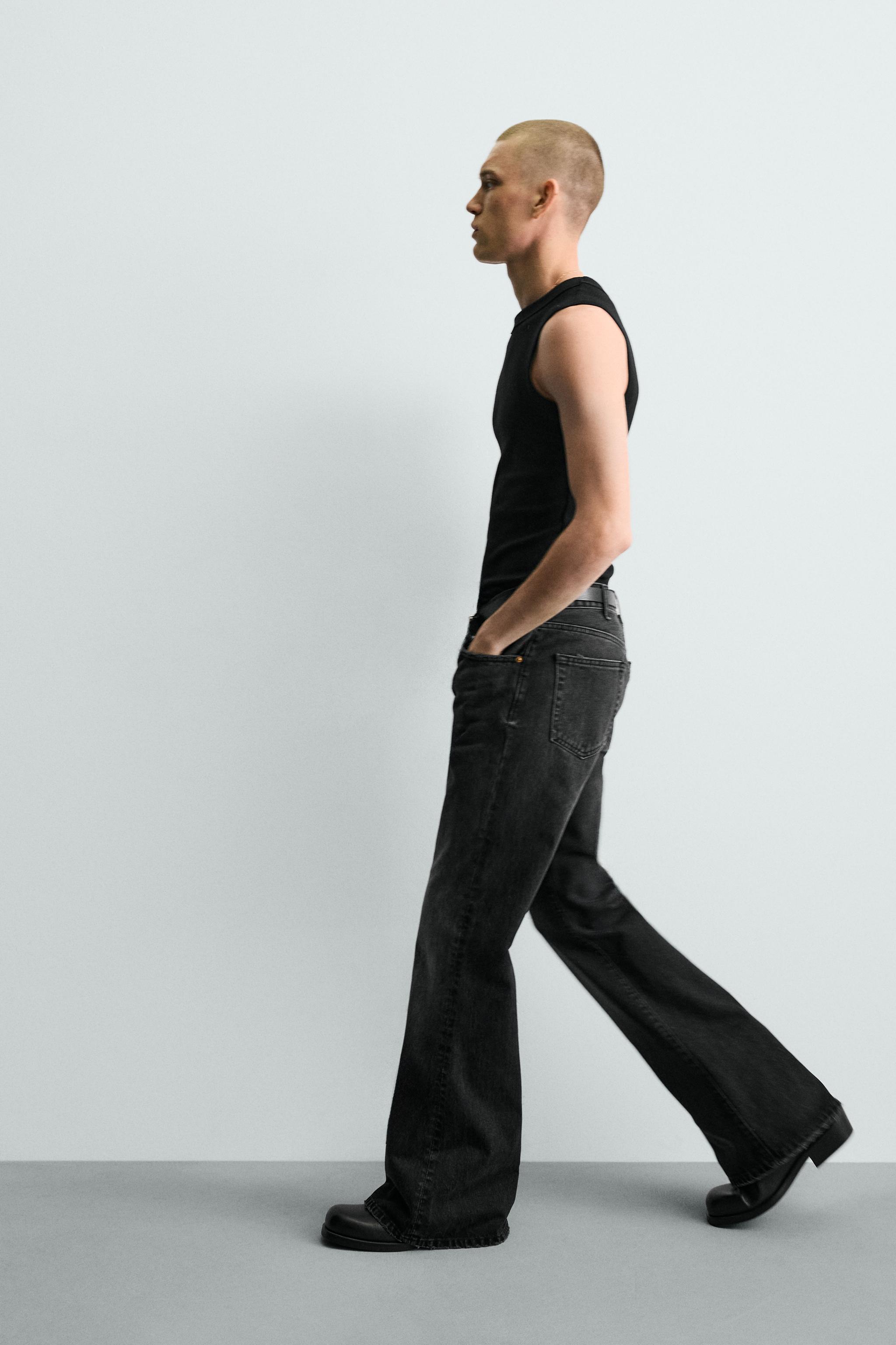 FLARE FIT JEANS