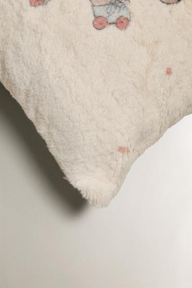 HOUSSE DE COUSSIN ENFANT CHIEN PATINEUR - Rose pastel de Zara - Image 1