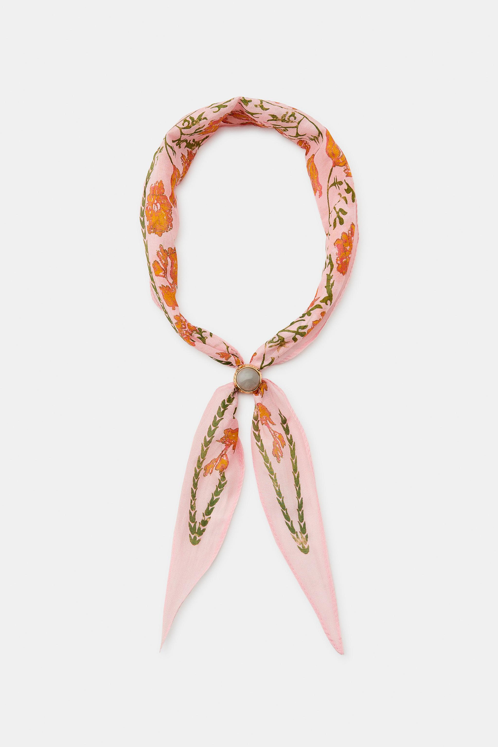 BANDANA EN SOIE IMPRIMÉ FLEURS ET PIERRE