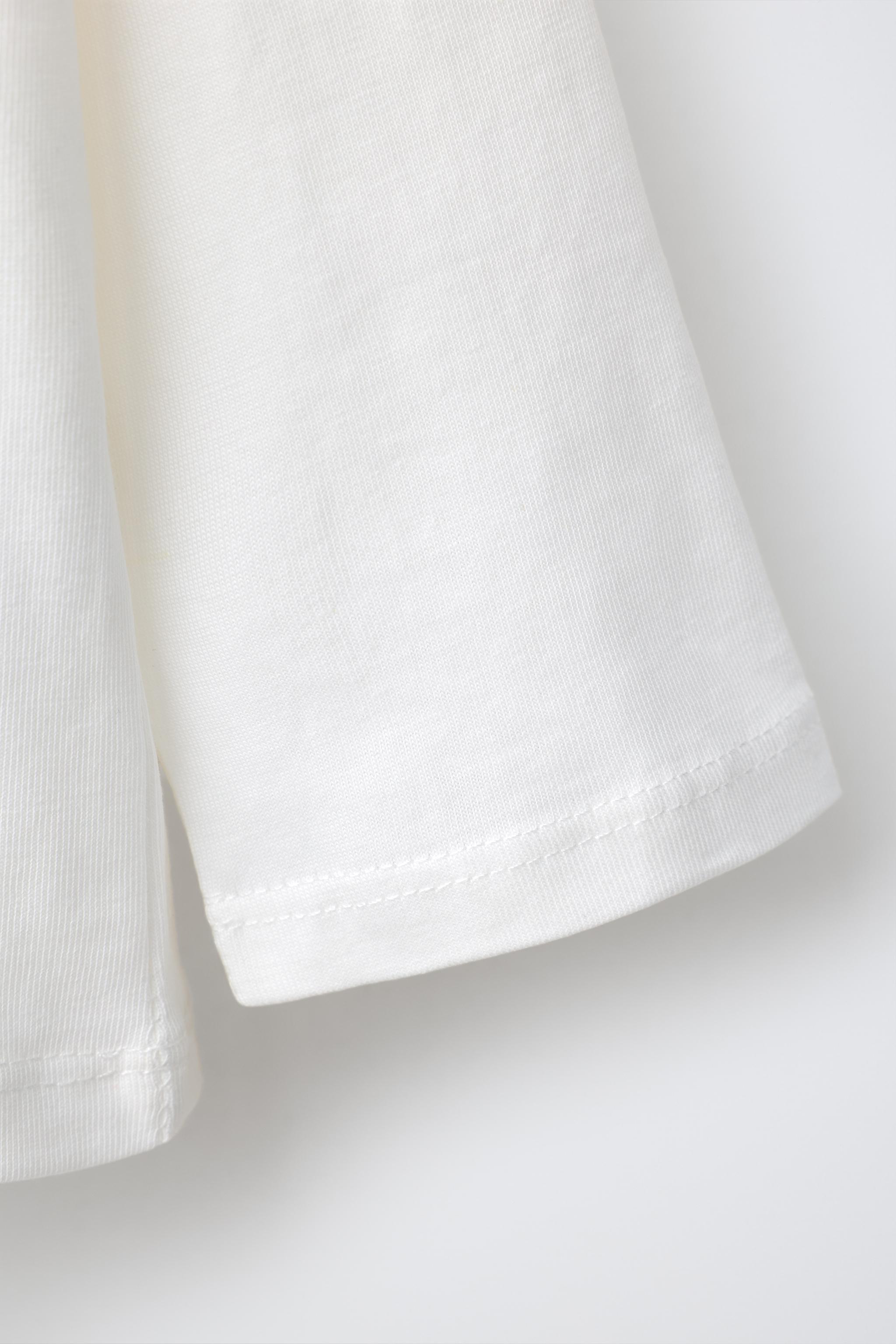 T-SHIRT À CŒUR BRODÉ