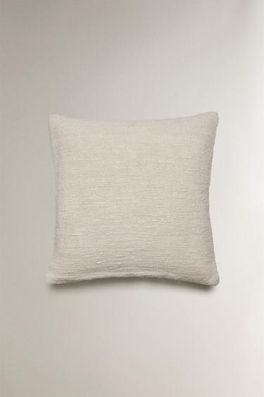 HOUSSE DE COUSSIN TRESSÉE - Écru de Zara