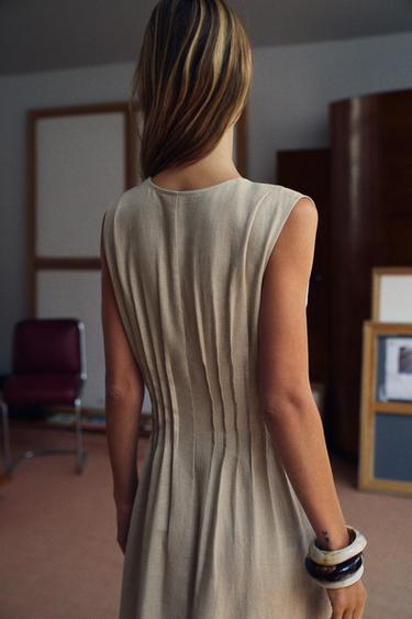 MIDI LINEN BLEND DRESS WITH TUCKS - Light beige by Zara