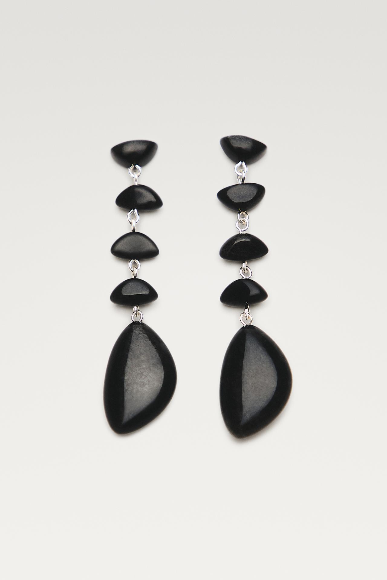 Gemstone dangle earrings — Black