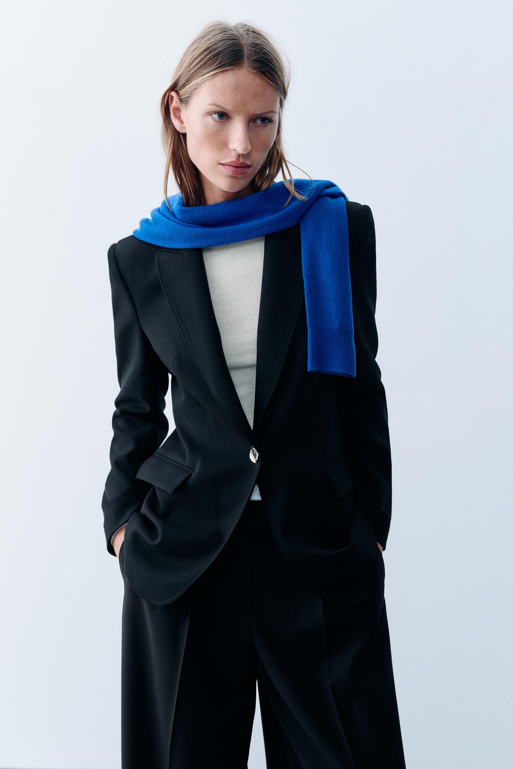 Zara VÜCUDA OTURAN VATKALI BLAZER görsel 3