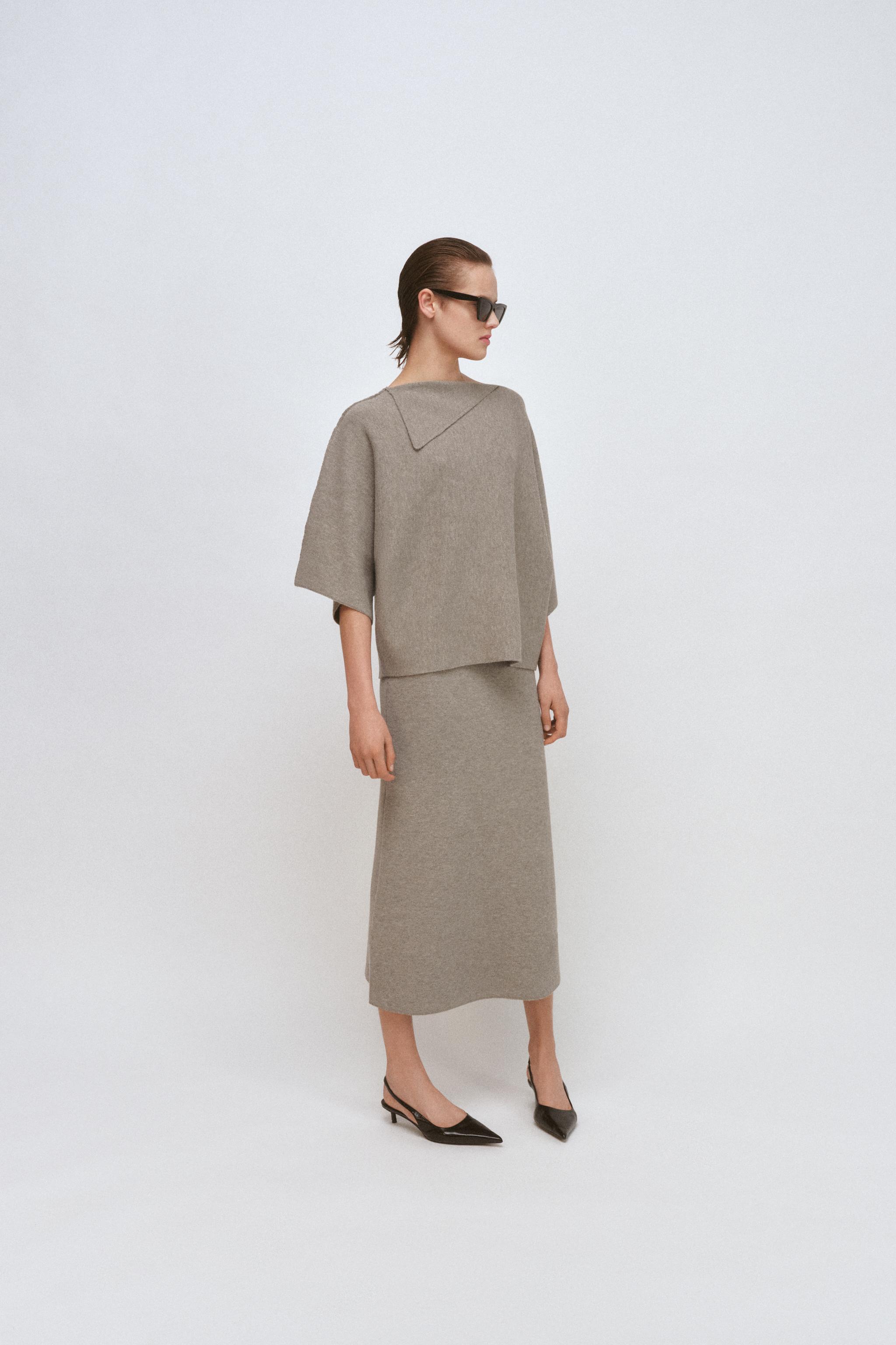 KNIT JUMPER WITH LAPEL COLLAR