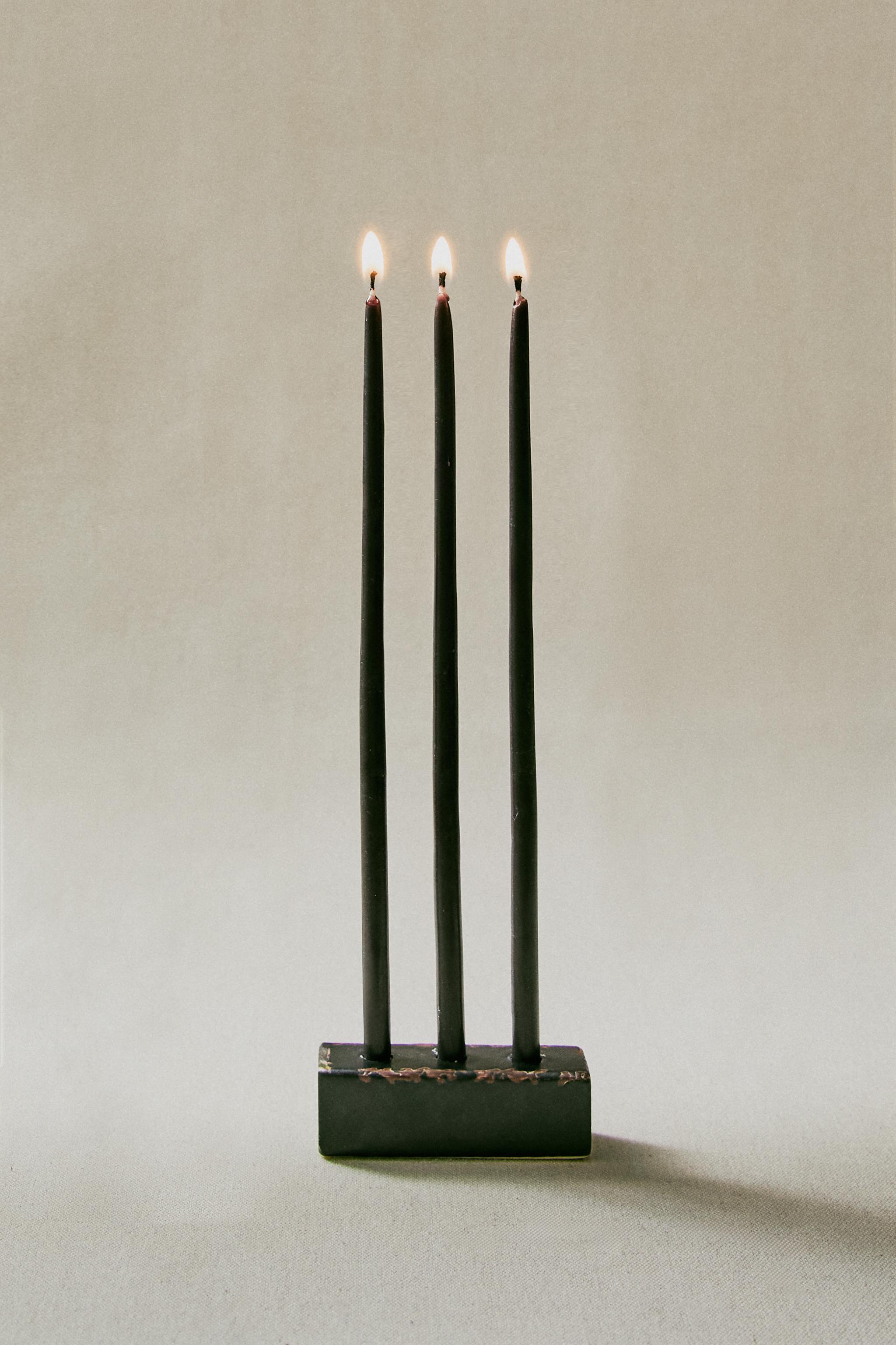 VELVET CUIR CANDLE SET PACK AND CANDLE HOLDER