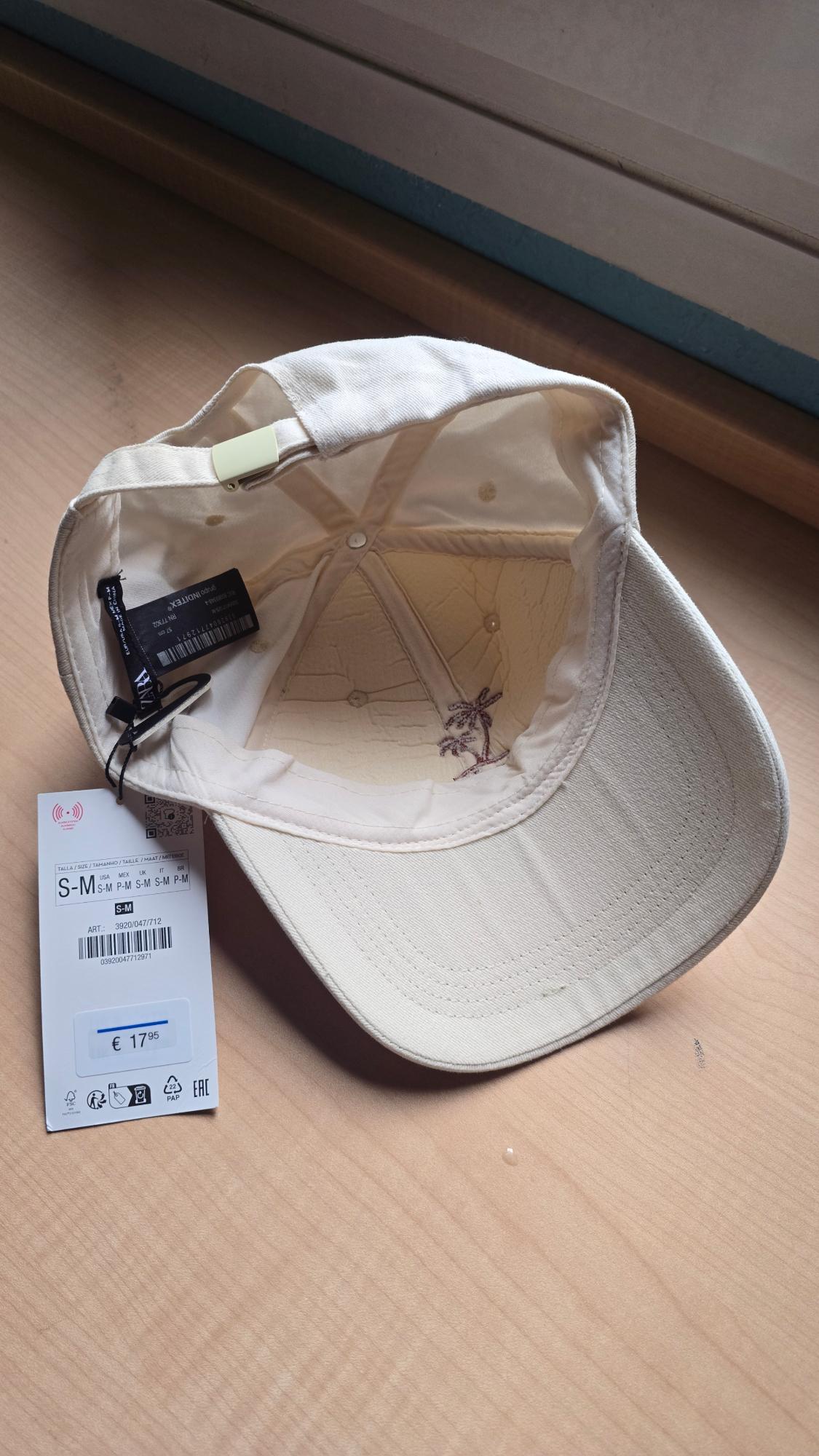 TWILL CAP WITH EMBROIDERED SLOGAN - Image 2
