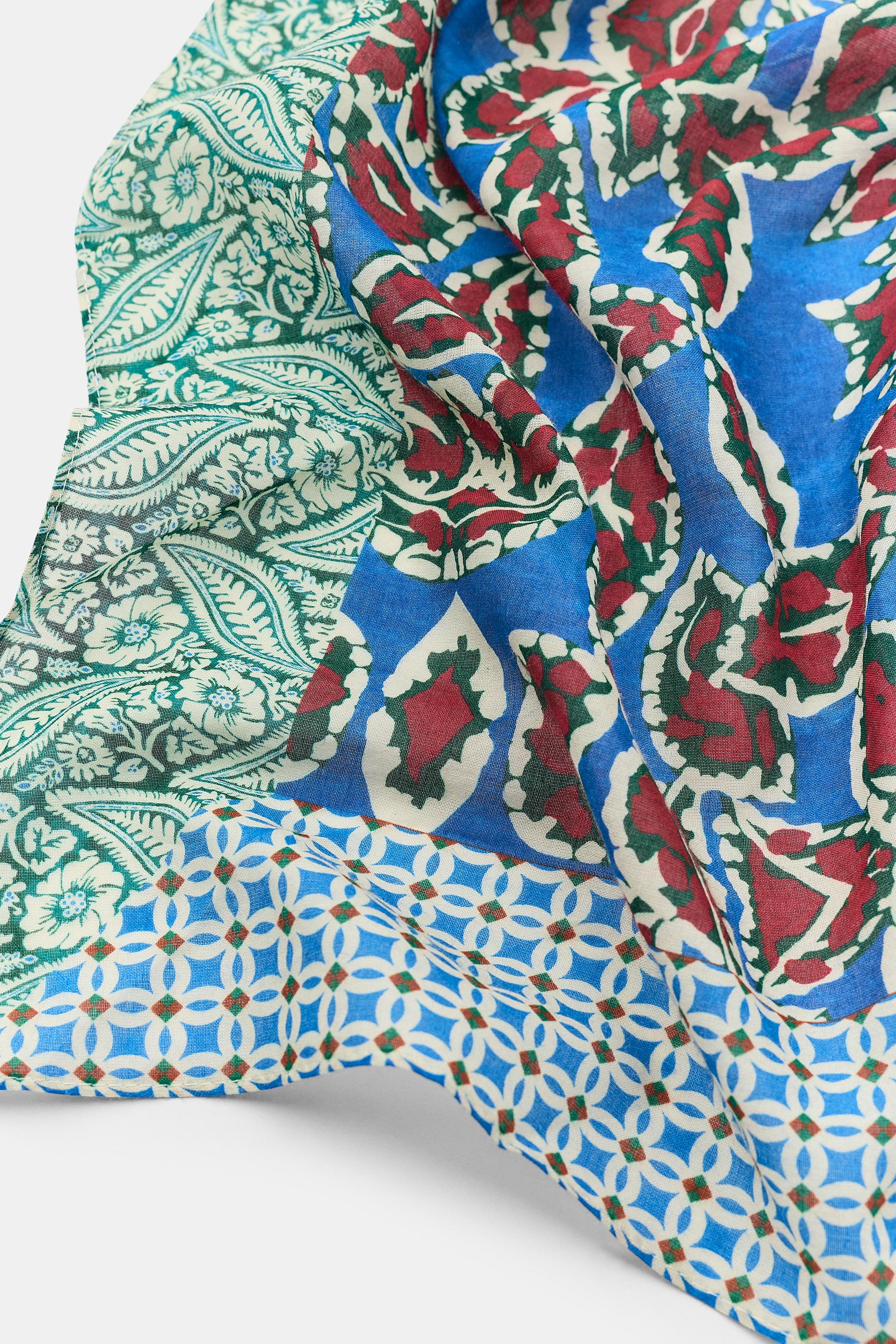 TILE PRINT SCARF
