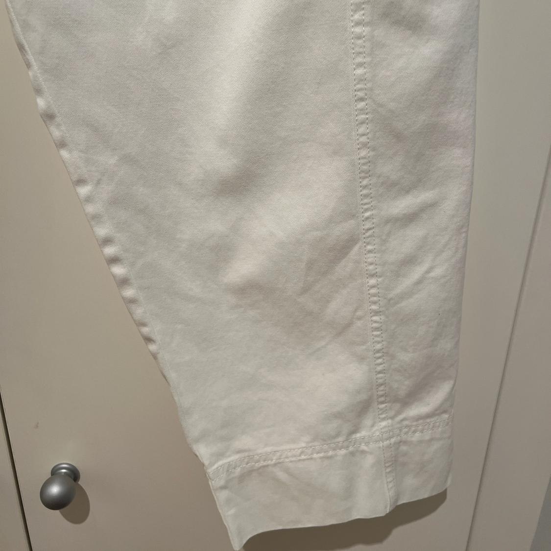 CARROT-FIT TROUSERS WITH ELASTICATED WAIST - Image 3