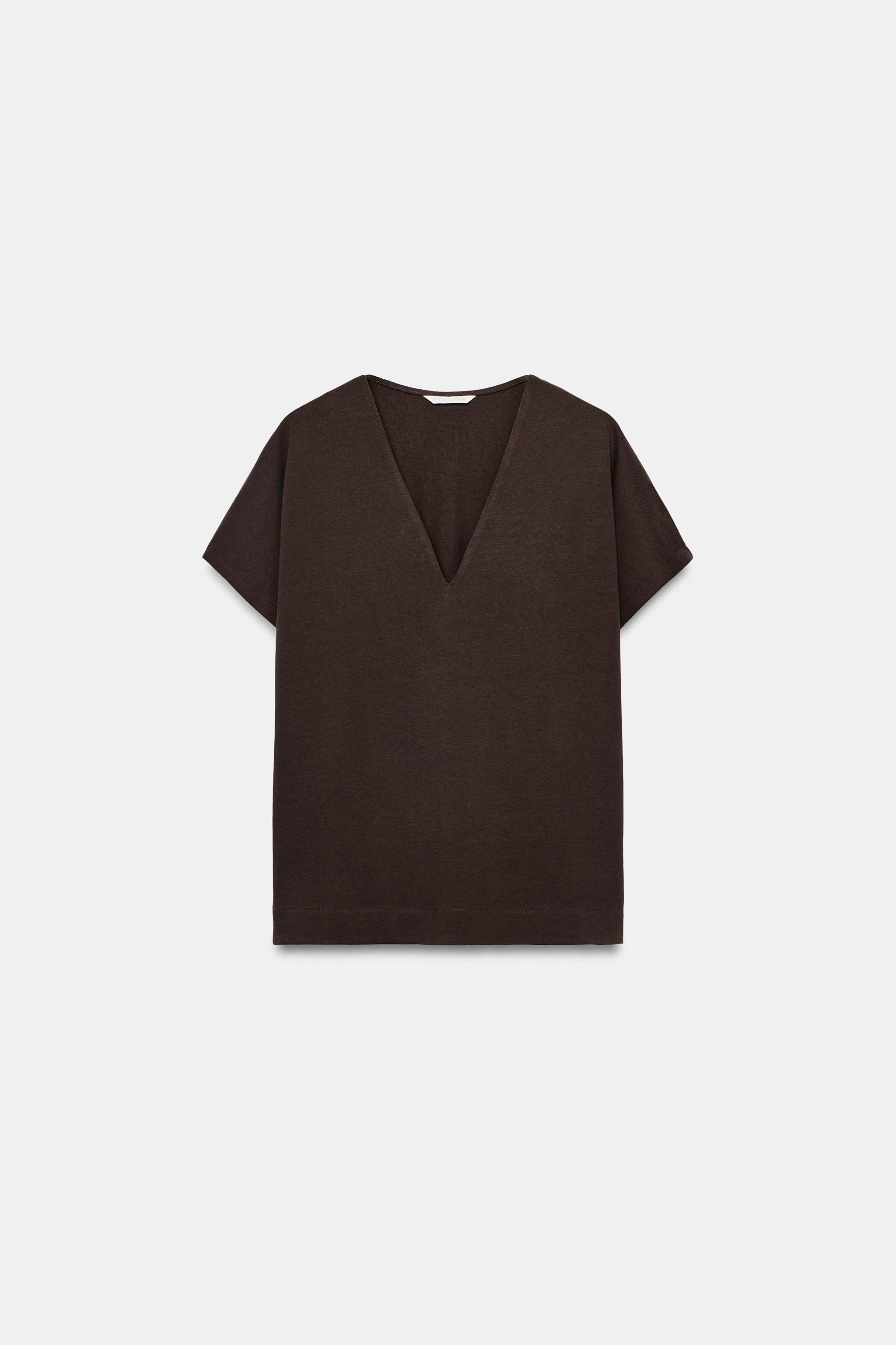 V-NECK T-SHIRT